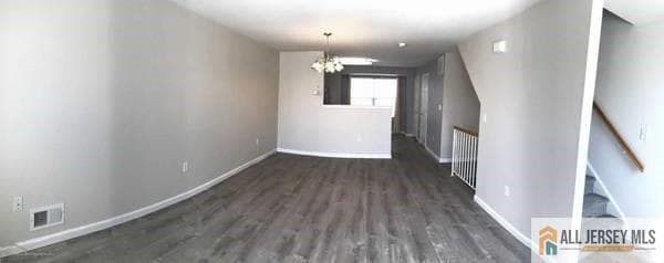 Building Photo - 43 Giera Ct