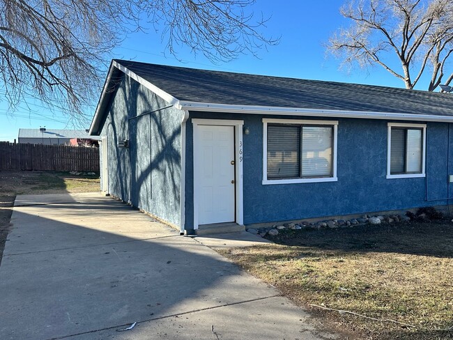 Foto del edificio - 2 Bedroom, 1 Bathroom Twin Home