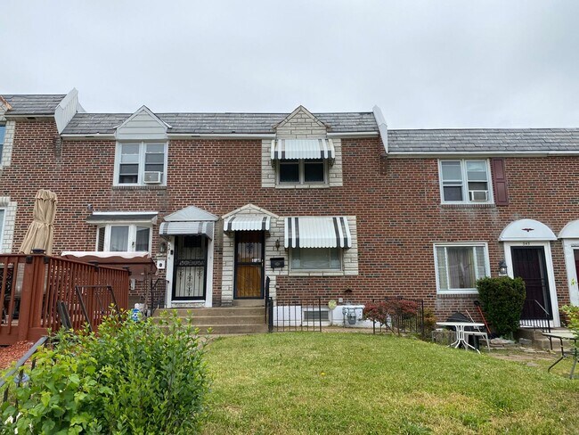 Building Photo - Charming 3-Bedroom Townhome in Darby! Avai...