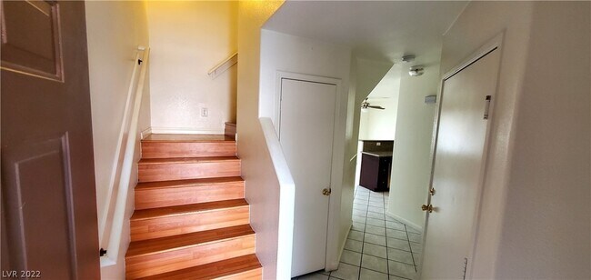 Building Photo - 2501 Perryville Ave
