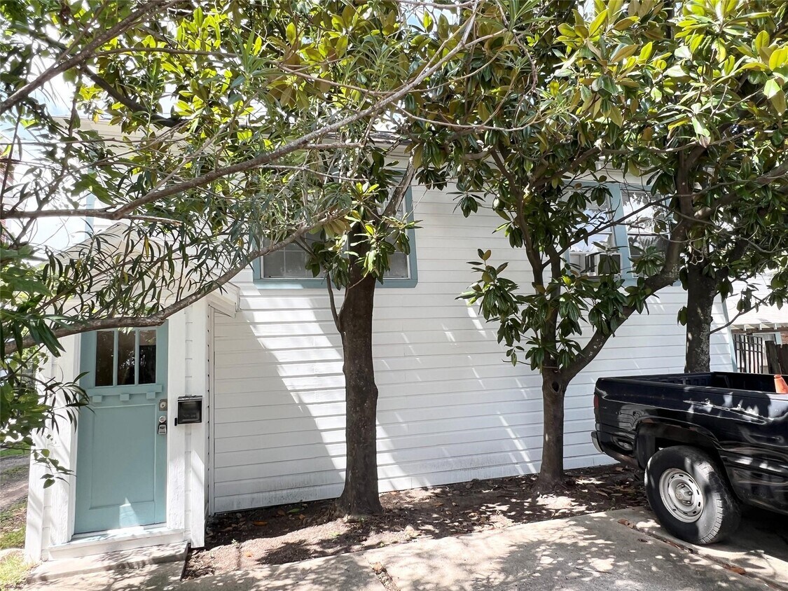 Foto principal - 101 W 12th St