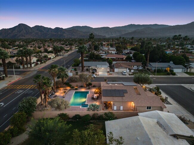 Foto del edificio - 43260 Silk Tree Ln
