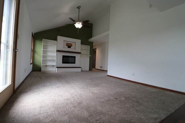 Building Photo - 1514 Paige Ct