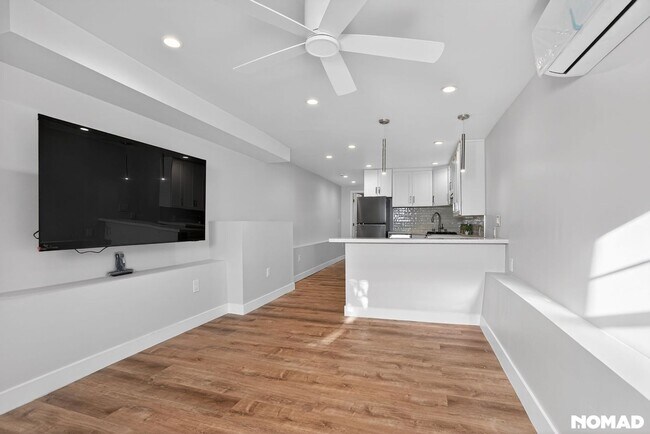 Foto del edificio - 857 McElroy St