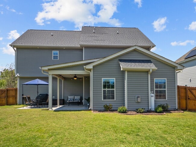 Building Photo - 509 Romper Rd
