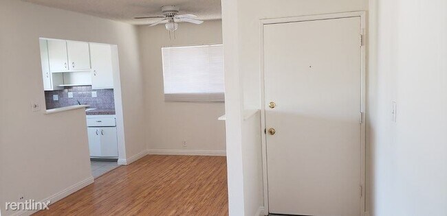 Building Photo - 619 N Hayworth Ave