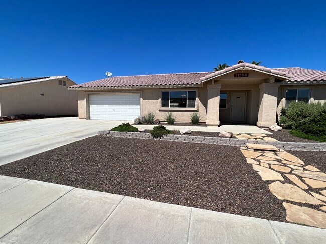 Foto del edificio - Custom 4 Bedroom 2 Bath Home located in Mo...