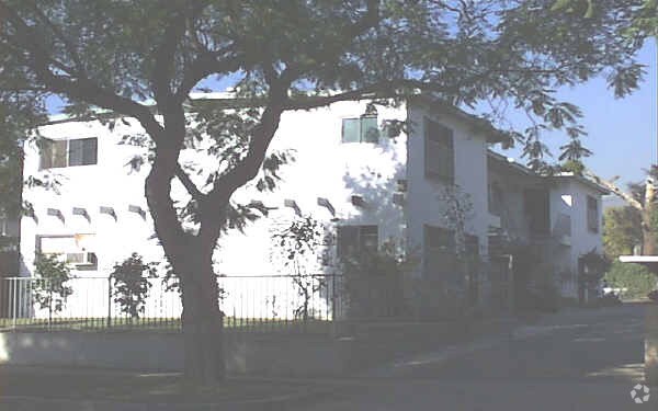 Building Photo - 267 Del Monte St