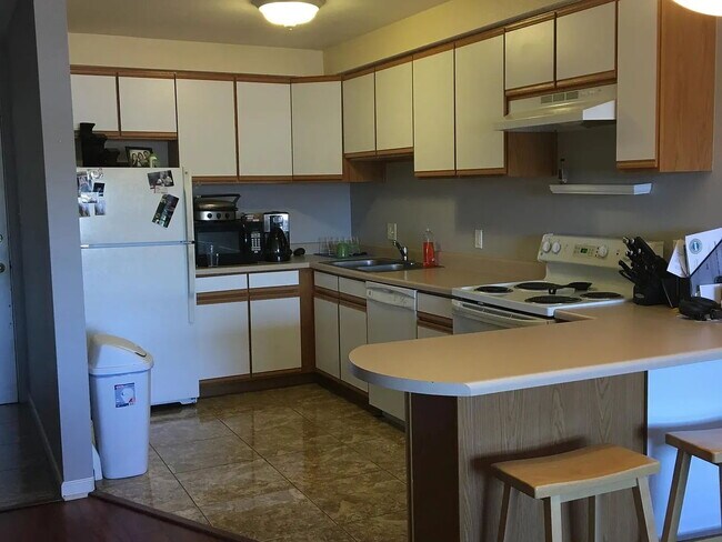 Foto del edificio - 2295 E Asbury Ave