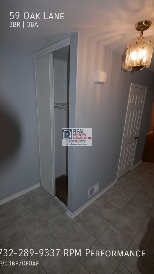 Foto del edificio - 59 Oak Ln