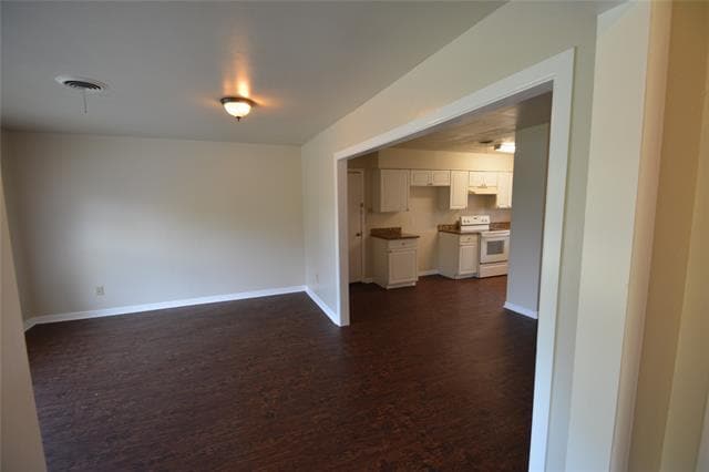 Building Photo - 8108 Redwood Dr