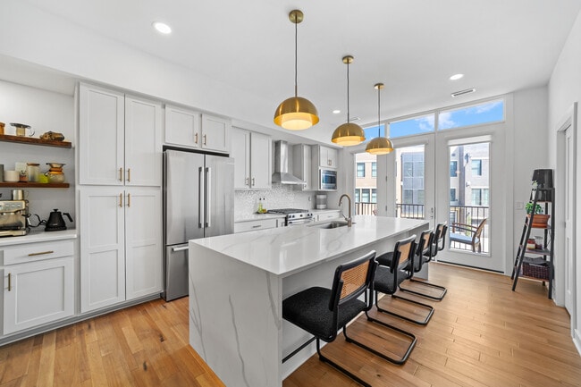 Building Photo - 11206 N Park Pl