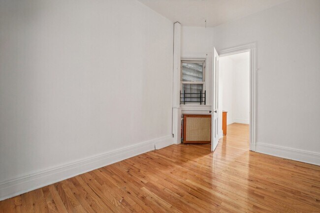 Building Photo - 83A Palisade Ave