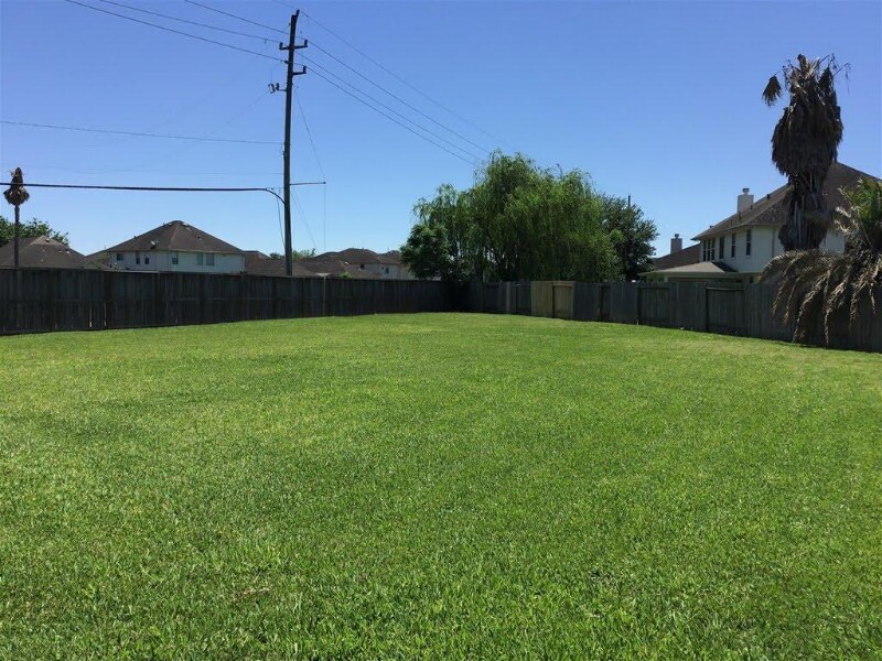 Primary Photo - 1615 Laura Anne Dr