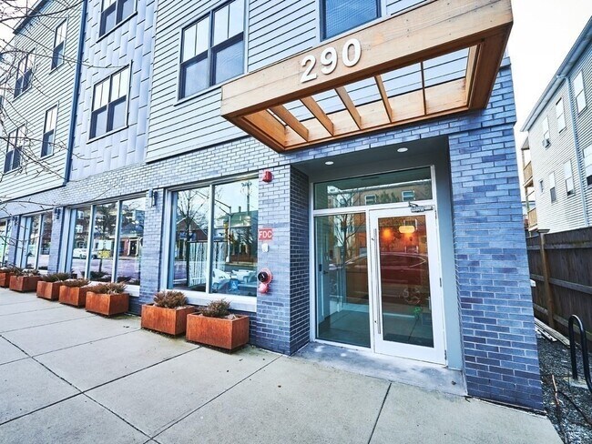 Foto del edificio - 290 Highland Ave