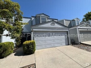 Building Photo - 3958 Village Dr