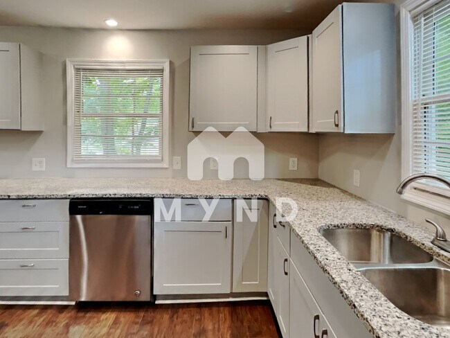 Foto del edificio - 1873 Winndale Rd