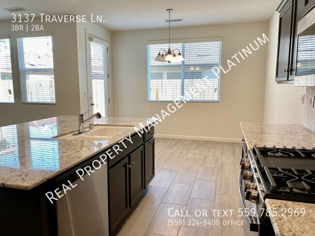 Building Photo - 3137 Traverse Ln