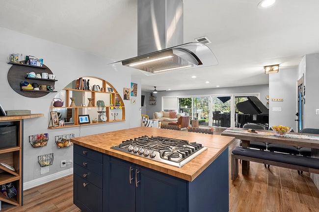 Foto del edificio - 4636 Panorama Dr