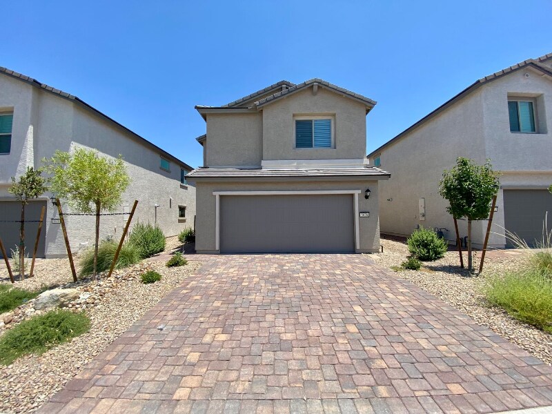 Foto principal - 5676 Golden Orch St