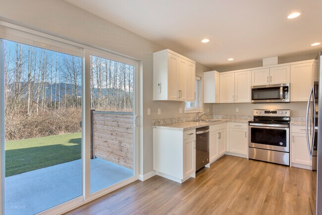 Building Photo - 802 Nooksack Rd