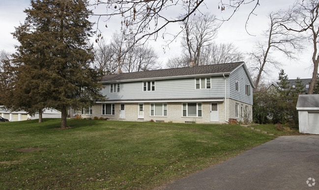 Kettle Cove Ct - 1621-1657 Kettle Cove Ct