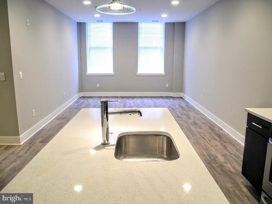 Foto principal - 1607 Catharine St