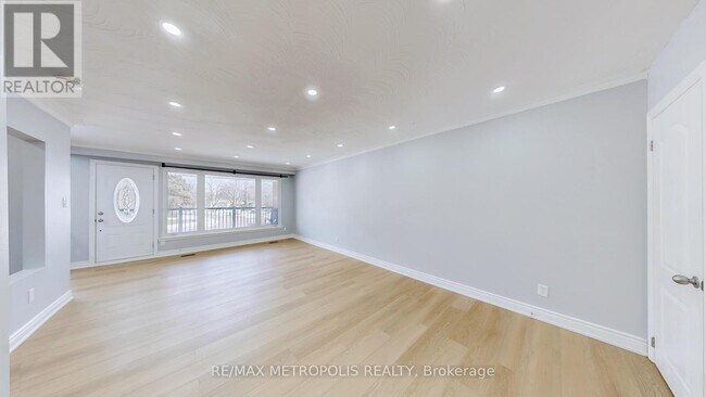 Photo du bâtiment - 3254 Fieldgate Dr