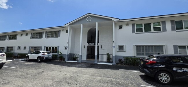 Building Photo - 1431 S 14th Ave