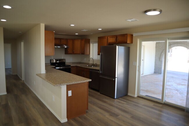 Building Photo - Fully Renovated Home You'll Want To See!