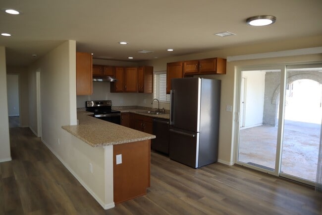 Foto del edificio - Fully Renovated Home You'll Want To See!