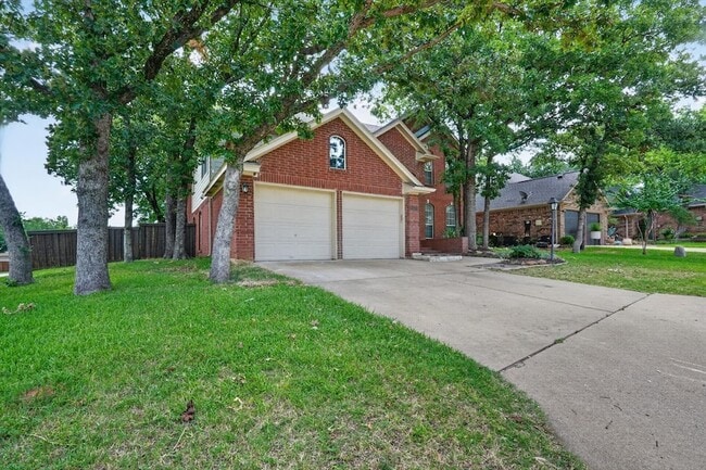 Building Photo - 2687 Creekside Way