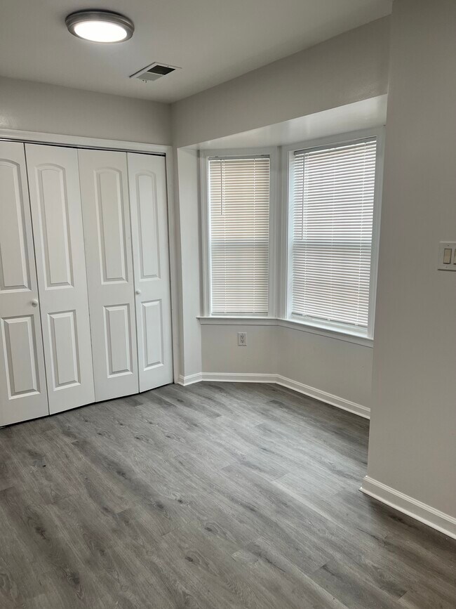 Foto del edificio - 1742 Countrywood Ct