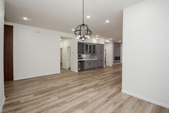 Building Photo - 2139 Counter Point Dr
