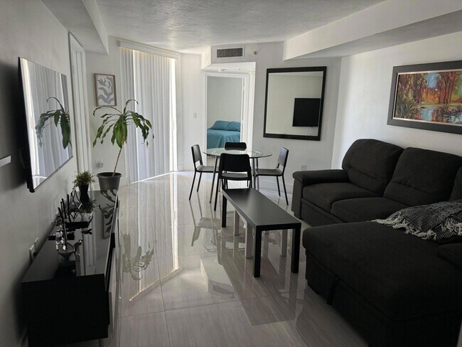 Photo - 102 SW 6th Ave Apartment