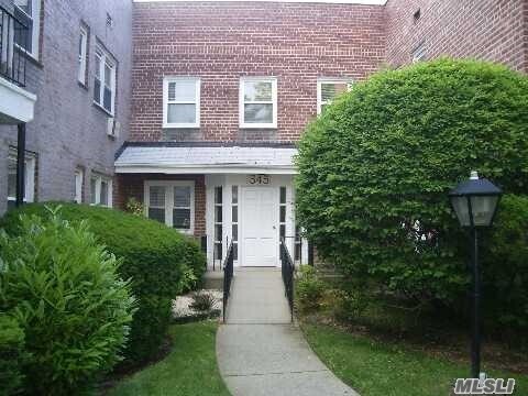 Primary Photo - 545 Central Ave