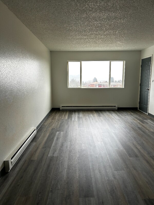 Foto del edificio - 622 S California St