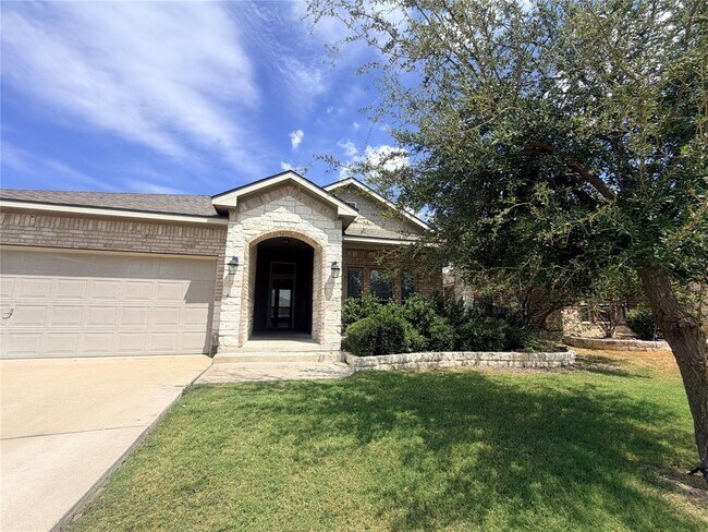Building Photo - 516 Wyndcrest Drive