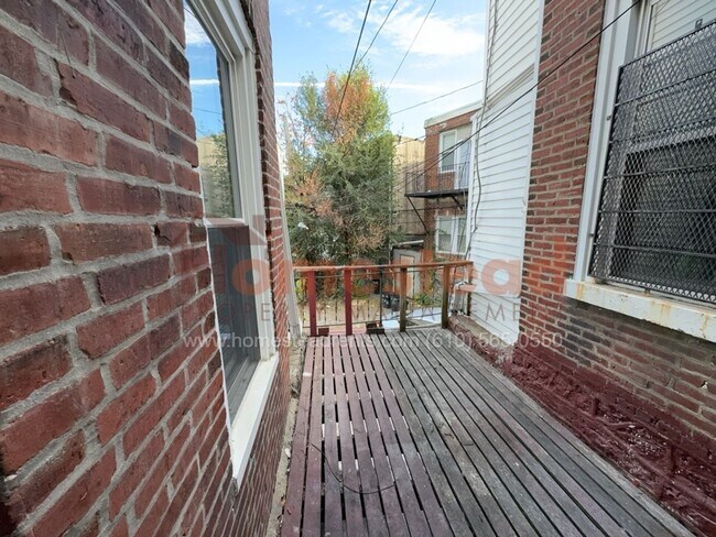 Building Photo - 4 Bedroom House in Upper Darby!