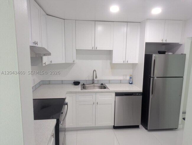 Foto del edificio - 700 SE 2nd St