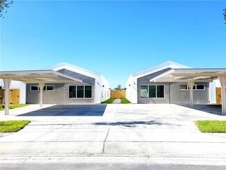 Building Photo - 1416 E Hibiscus Ave