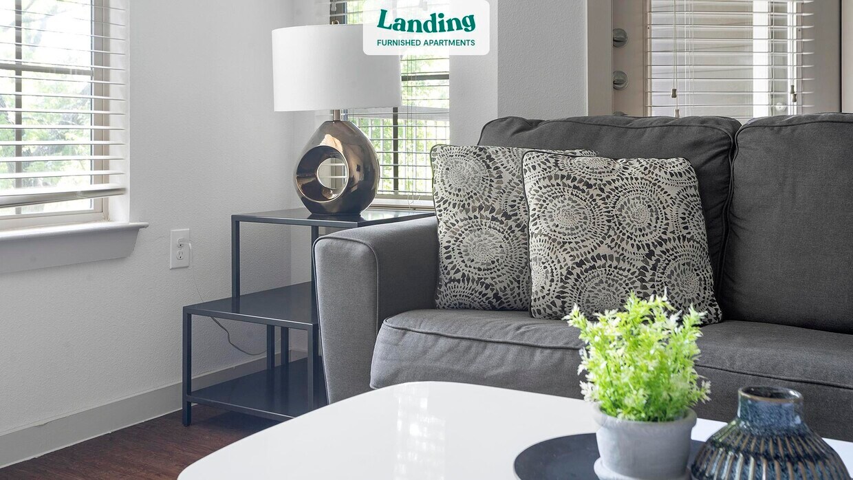 Primary Photo - 10800 Lakeline Blvd