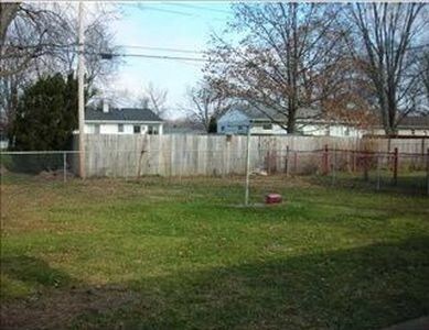 Building Photo - 2721 Anzio Ave
