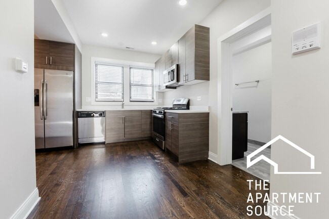 Photo - 2228 N Sawyer Ave Apartment