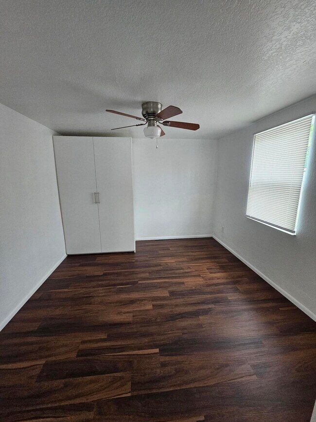 Foto del edificio - 148 W 14th St