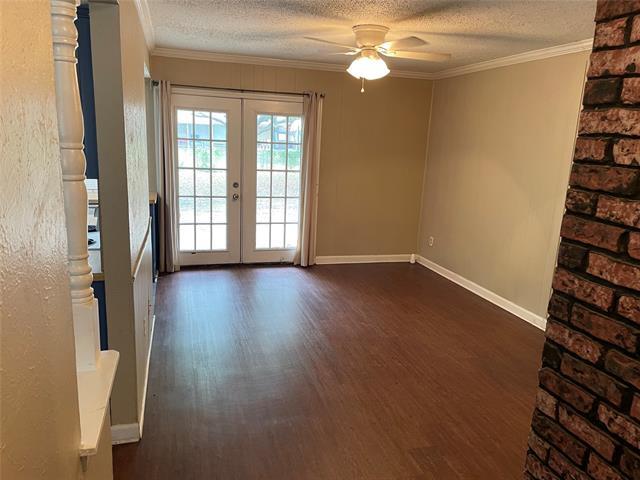 Building Photo - 1417 Homestead Pl
