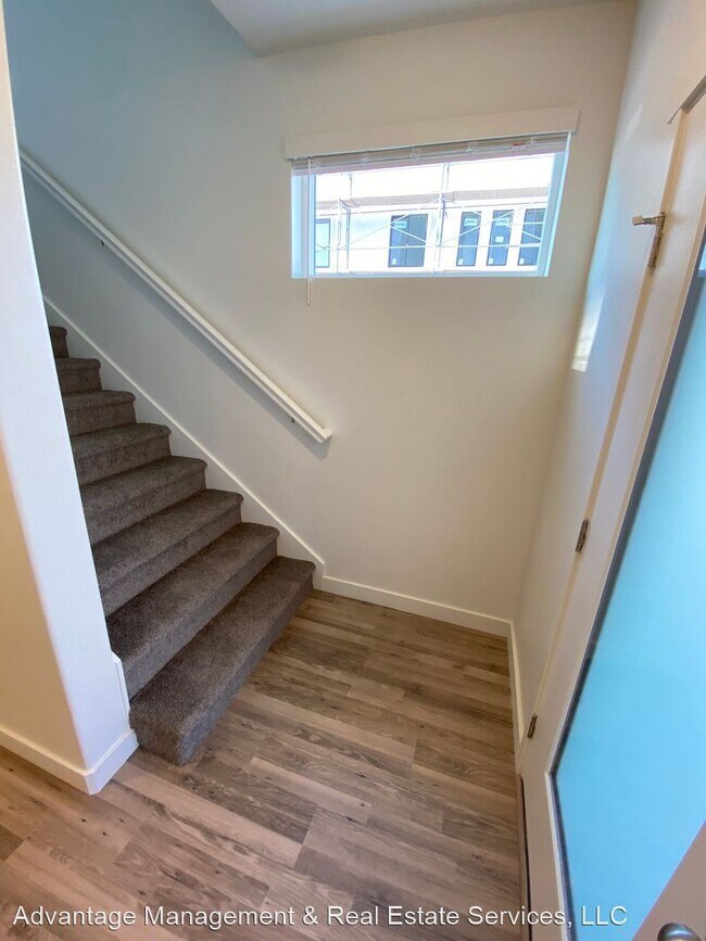 Building Photo - 4 br, 3 bath House - 531 S 1080 W