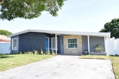 Foto del edificio - 6527 S West Shore Cir