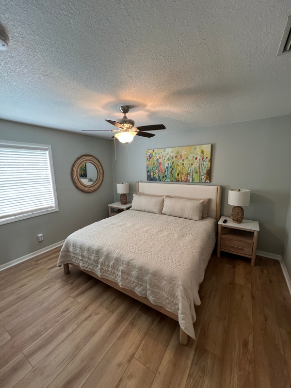 Building Photo - 201 Pompano Dr SE