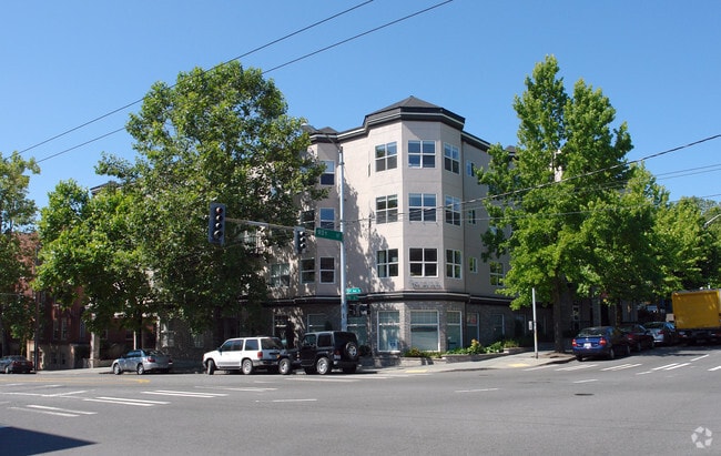 Building Photo - Fifth & Roy Apartments